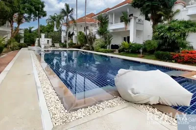 2-bedroom-townhouse-near-bangrak-beach-koh-samui-am063-125