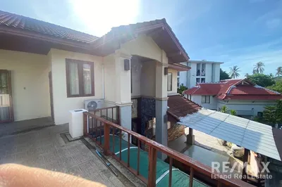 2-storey-pool-villa-opposite-makro-prime-chaweng-koh-samui-sn084-5