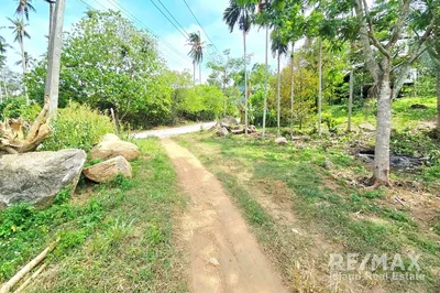 lamai-land-for-sale-42361-sqm-ideal-for-villas-plot-c-rs018-326e
