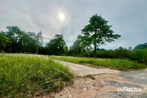 a4-plot-of-flat-land-for-sale-near-the-beach-in-taling-ngam-koh-samui-ad030-209