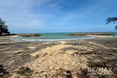 rare-beachfront-land-for-sale-in-sichon-thailand-ad030-262