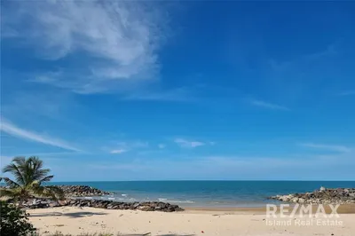 for-sale-beach-land-in-sichon-nakhon-si-920121030-59