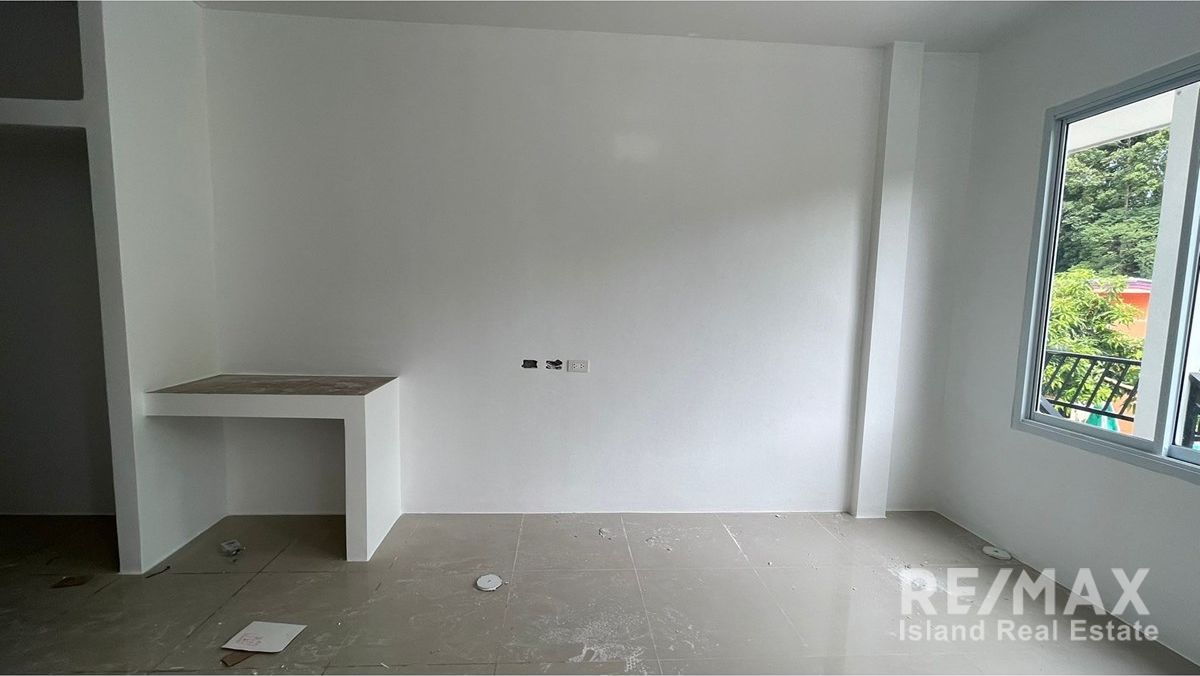  Image 7