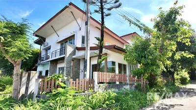 charming-semi-detached-villa-for-renovation-prime-bang-rak-location-samui-tn075-36r