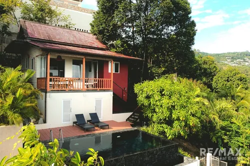 charming-koh-samui-villa-with-sea-views-for-sale-kr077-34