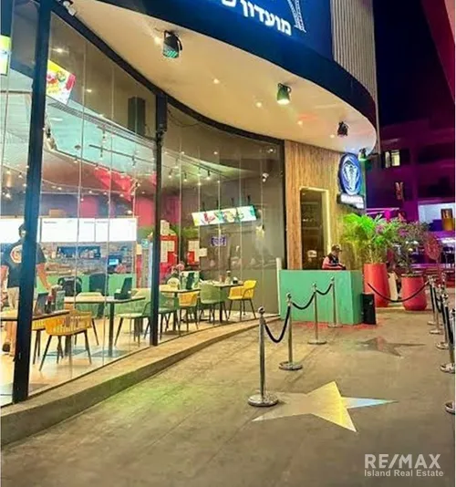 nightclub-with-restaurant-for-sale-price-reduced-lm087-4