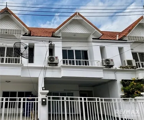 koh-samui-townhouse-modern-elegance-and-tranquility-mh088-32