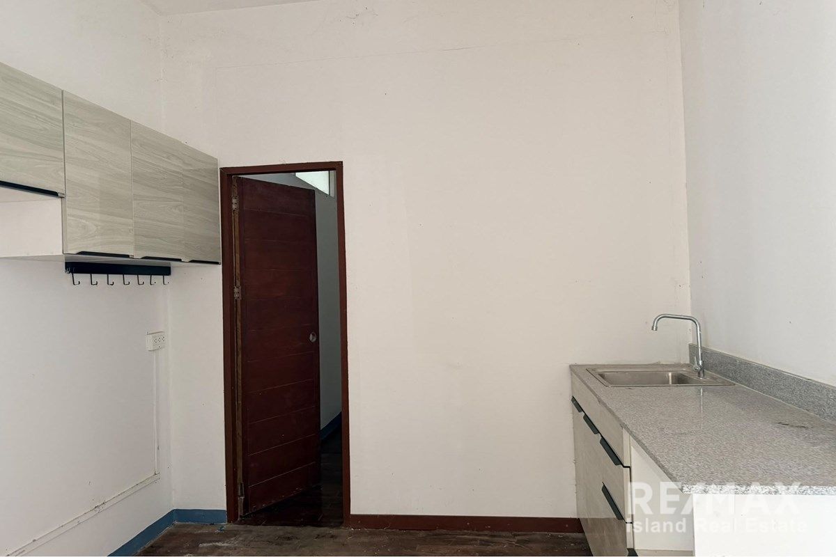 Image 8