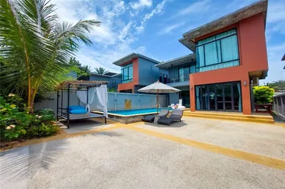 stunning-2-story-pool-villa-retreat-920281001-379