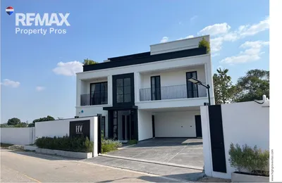 luxury-british-executive-home-920311006-319