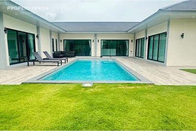 luxury-pool-villa-in-huayyai-for-sale-920311006-325