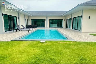 luxury-pool-villa-in-huayyai-for-sale-920311006-325