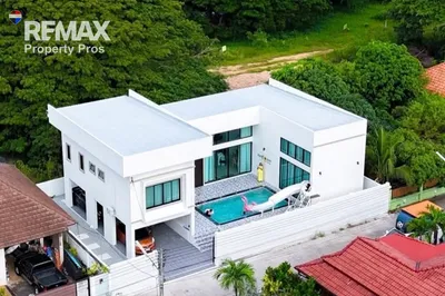 pool-villas-pattaya-for-sale-deserve-business-920311045-54