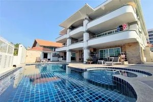 luxurious-3-bedrooms-condo-with-stunning-views-in-pratumnak-hill-920471001-1311