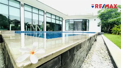 a-modern-single-house-with-private-pool-for-sale-920471001-67