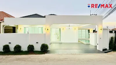pool-villa-in-siam-country-club-rattanakorn-village-17-for-sale-920471004-1009
