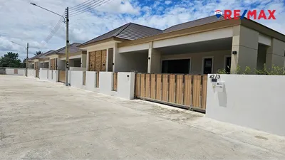 natee-ville-3-bedrooms-2-bathrooms-house-for-sale-920471004-1019