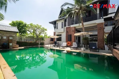 5-bedrooms-5-bathrooms-beverly-thai-house-pool-villa-920471004-1068