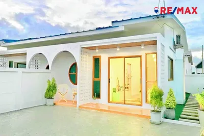 twin-houses-in-a-cafe-style-2-bedrooms-at-the-prosper-house-village-920471004-1131