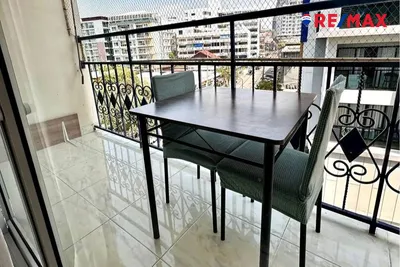 corner-unit-1-bedroom-1-bathroom-7020-m-at-sombat-condo-view-920471004-1137