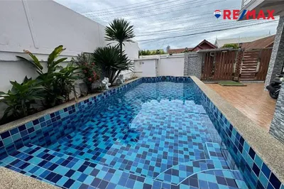 house-pool-villa-for-sale-or-5-bed-5-bathrooms-280-m-suksabai-villa-920471004-1186