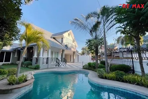 central-park-42-beautiful-pool-villa-house-5-bedrooms-920471004-1286