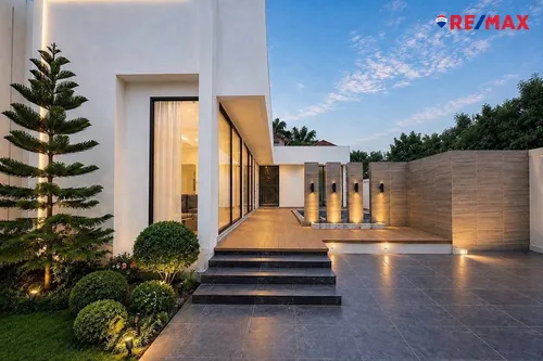 modern-3-bedroom-pool-villa-with-rooftop-for-rent-in-phobsuk-2-920471004-1332