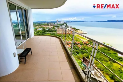 la-royale-beach-condominium-two-bedroom-sea-view-920471004-289