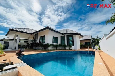 luxury-villa-with-new-pool-at-nibbana-shade-pattaya-920471004-577