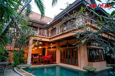 luxurious-5-bedroom-pool-villa-in-darawadi-village-na-jomtien-920471004-598