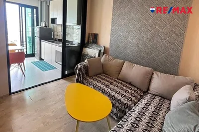 luxurious-1-bedroom-condo-with-city-view-at-the-base-central-pattaya-for-sale-920471004-761