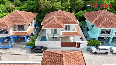 luxury-5-bedroom-modern-pool-villa-for-sale-in-wonderland-2-920471004-851