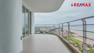 stunning-sea-view-2-bedroom-condo-for-sale-la-royale-jomtien-920471004-913
