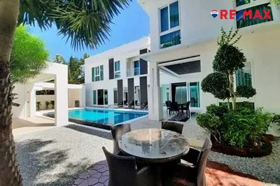 5-bedrooms-with-the-pinnacle-of-luxury-living-for-sale-920471004-925