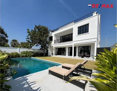5-bedroom-luxury-villa-highgrove-villas-pattaya-lake-maprachan-920471004-939