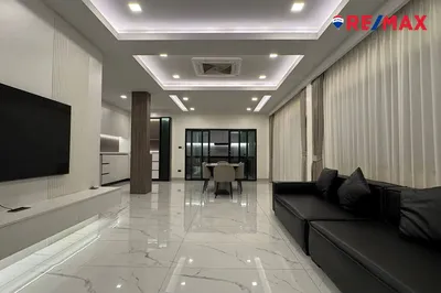stunning-pool-villa-in-chokchai-9-village-for-rent-920471004-999