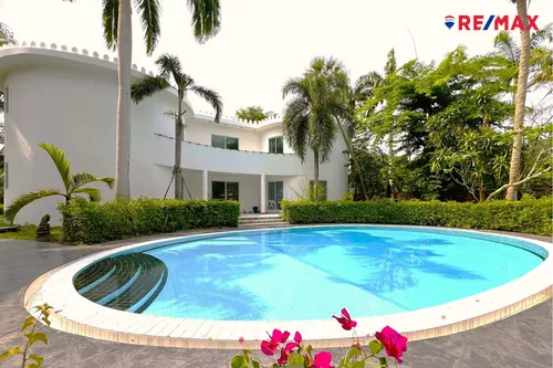 2-storey-superb-standalone-pool-house-with-7-bedrooms-for-sale-920471006-147
