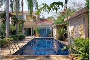 spacious-5-bedroom-detached-house-with-pool-near-silver-lake-920471009-103