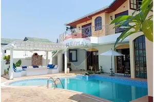 exquisite-5-bedroom-italian-style-pool-villa-with-elegant-features-920471009-105