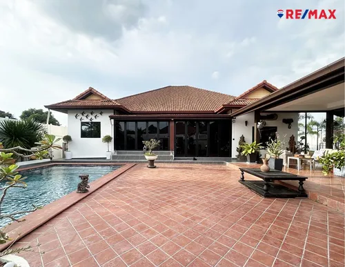 beautiful-newly-renovated-pool-villa-with-garden-and-stylish-design-920471009-158