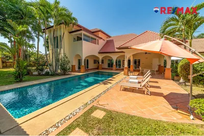 beautiful-stylish-5-bedroom-pool-villa-on-large-land-920471009-176
