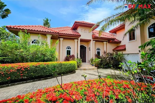 beautiful-4-bedroom-pool-villa-with-large-garden-in-whispering-palms-920471009-206