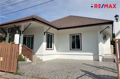 spacious-detached-3-bed-3-bath-house-920471016-14