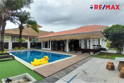 spacious-4-bed-6-bath-detached-house-in-baan-suan-lalana-for-sell-920471017-13