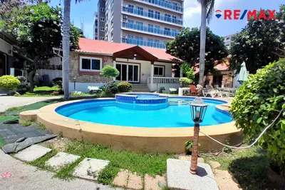 investment-opportunity-5-house-complex-with-tenants-on-pratumnak-hill-soi-4-920471017-283