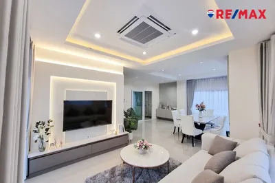 luxurious-2-story-home-in-sensiri-village-bang-lamung-920471017-349