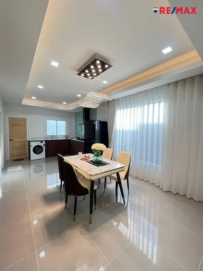 3-bedrooms-2-bathrooms-house-pattaya-rungruang-village-920471017-427