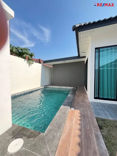 3-bedrooms-2-bathrooms-house-pattaya-rungruang-village-920471017-529