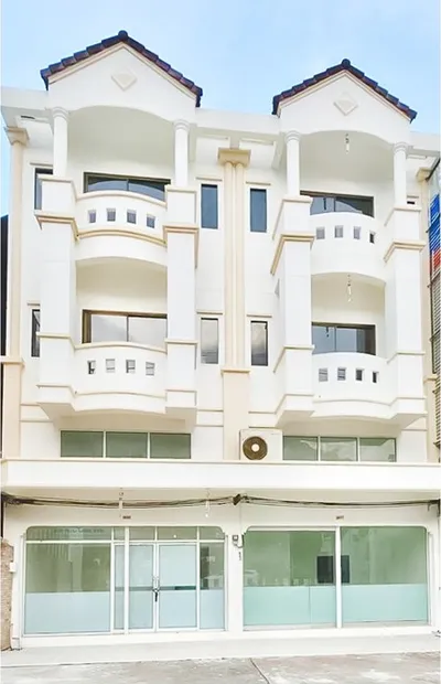 spacious-35-story-commercial-building-with-house-and-commercial-space-welistai-1735