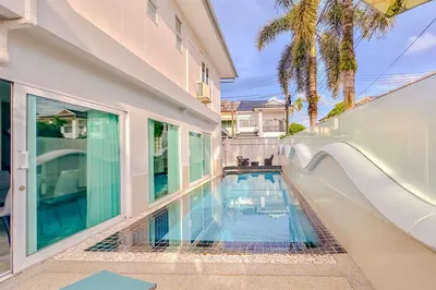 luxurious-3-bedroom-townhouse-with-private-swimming-pool-welistai-1834